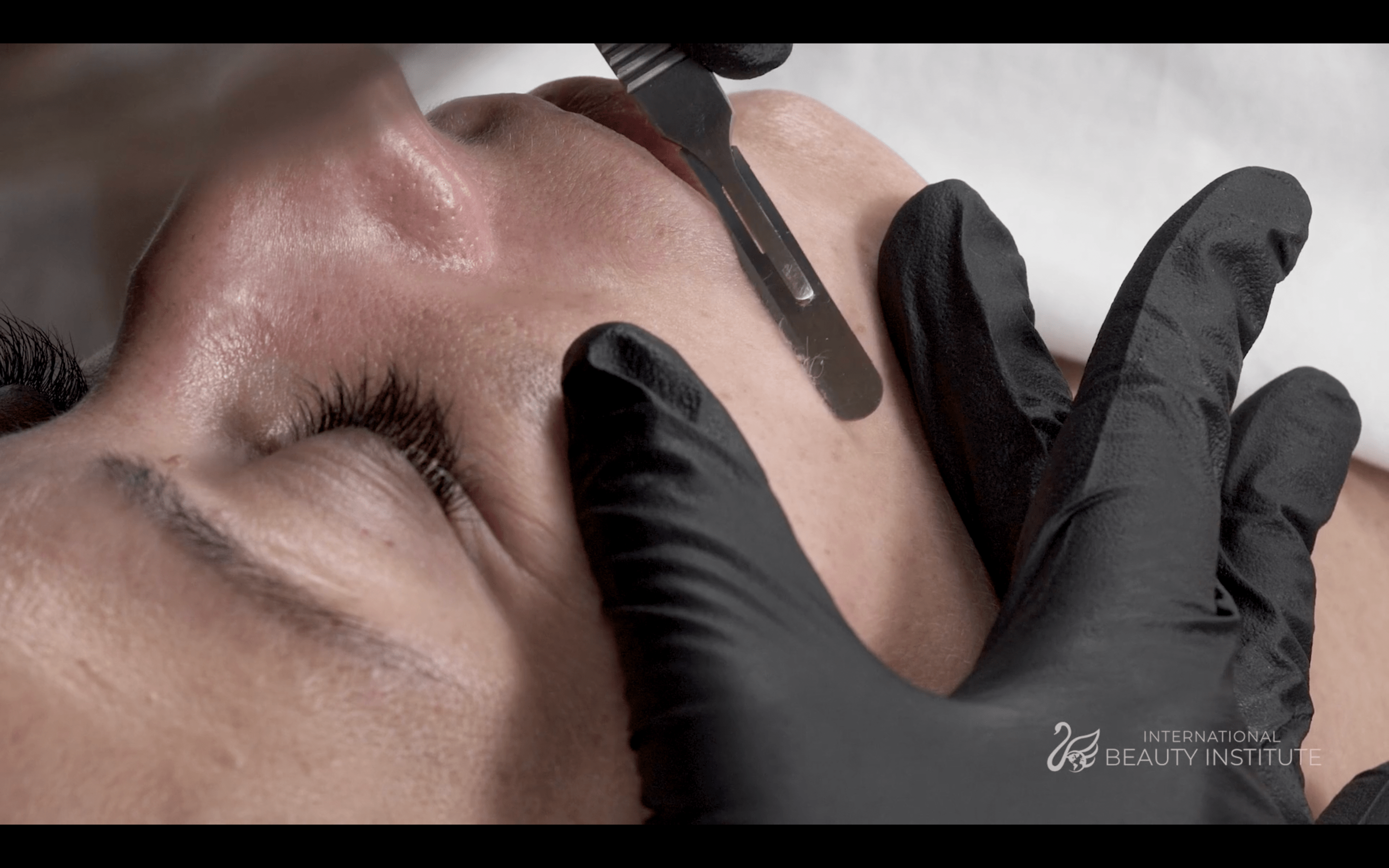 Dermaplaning Online Course
